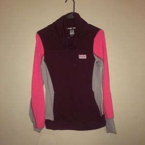 *NEW*PINK VICTORIA SECRET ULTIMATE HOODIE SIZE M🛍